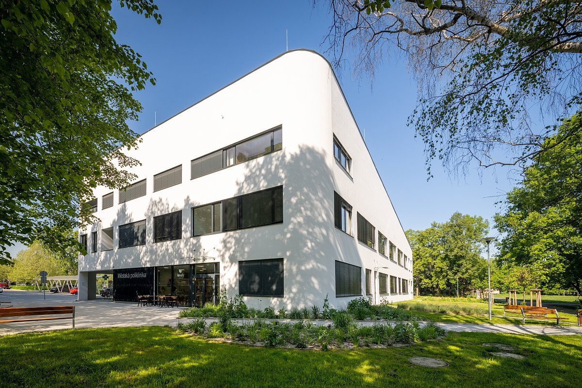 Poliklinika Urxova, Neratovice